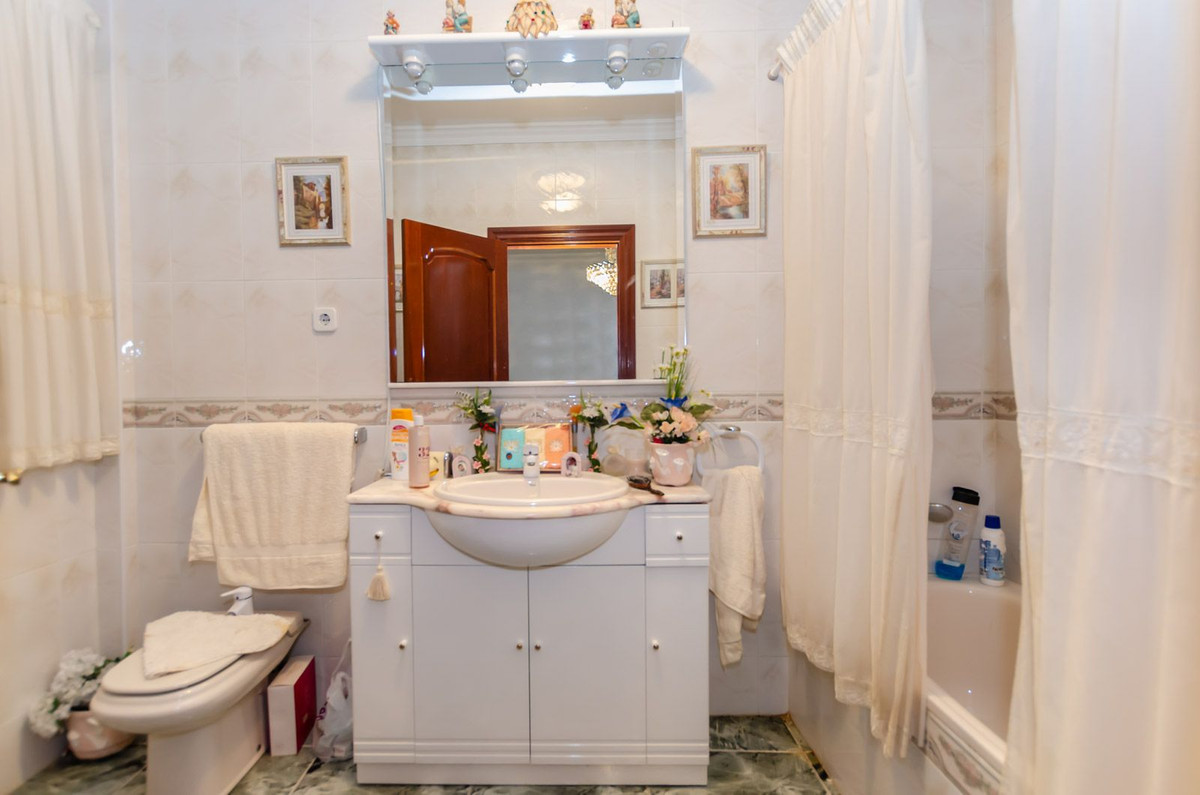 Huis te koop in Alhaurín de la Torre | 5 slaapkamers H5133244