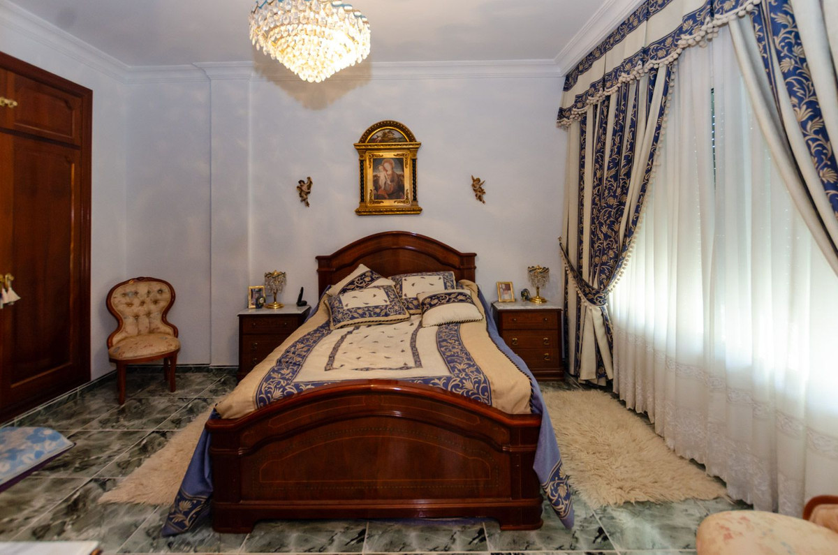 Huis te koop in Alhaurín de la Torre | 5 slaapkamers H5133244