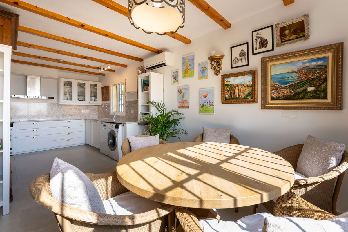 Huis te koop in Alhaurín de la Torre | 4 slaapkamers H5138065
