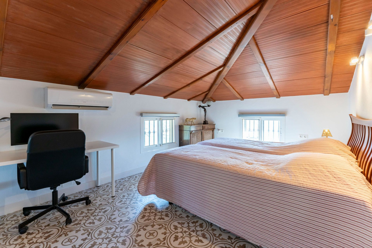 Huis te koop in Alhaurín de la Torre | 4 slaapkamers H5138065