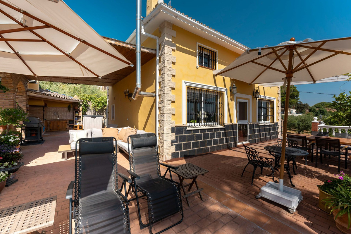 Huis te koop in Alhaurín de la Torre | 4 slaapkamers H5138065