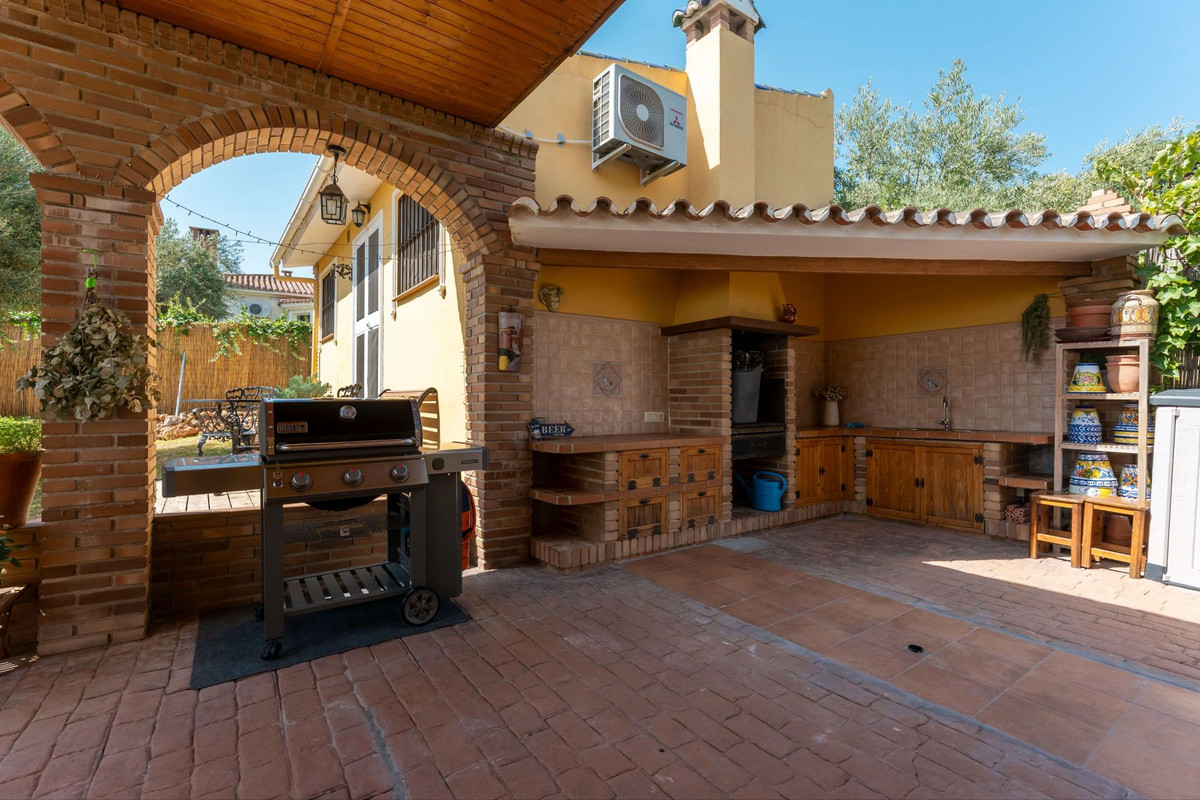 Huis te koop in Alhaurín de la Torre | 4 slaapkamers H5138065