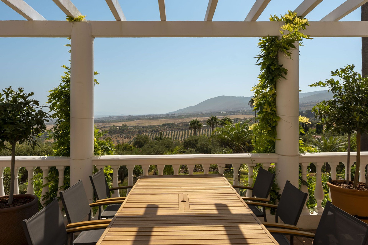 Huis te koop in Alhaurín de la Torre | 4 slaapkamers H5138065