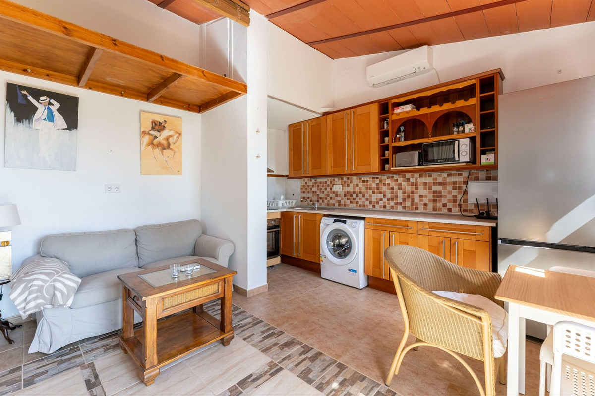 Huis te koop in Alhaurín de la Torre | 4 slaapkamers H5138065