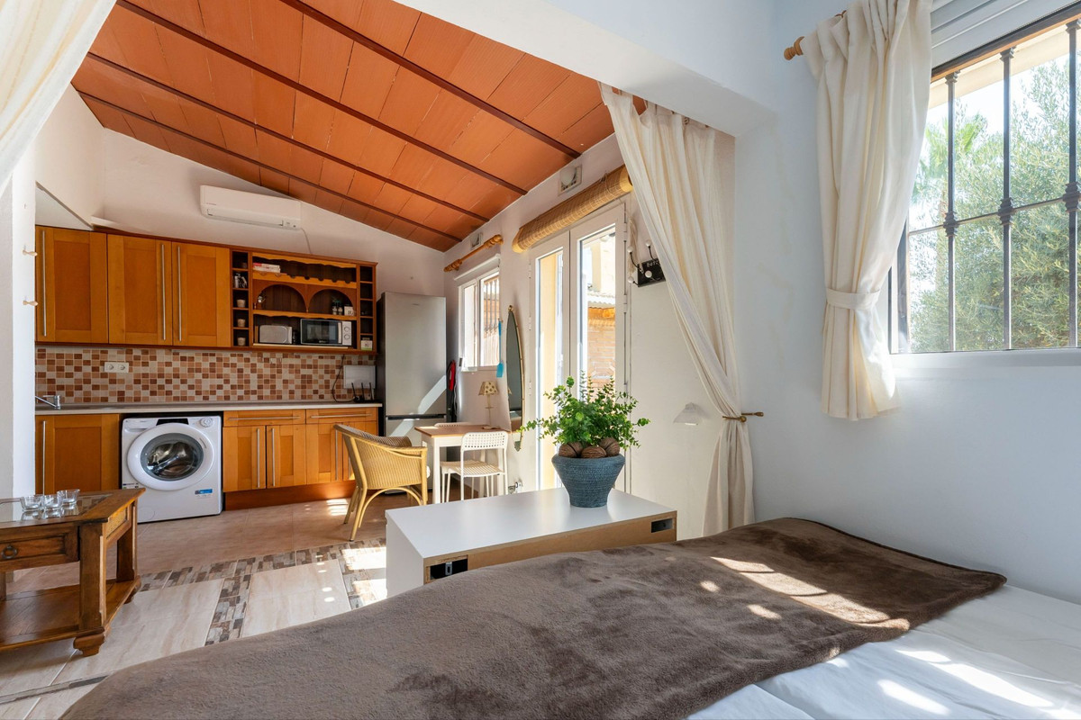 Huis te koop in Alhaurín de la Torre | 4 slaapkamers H5138065