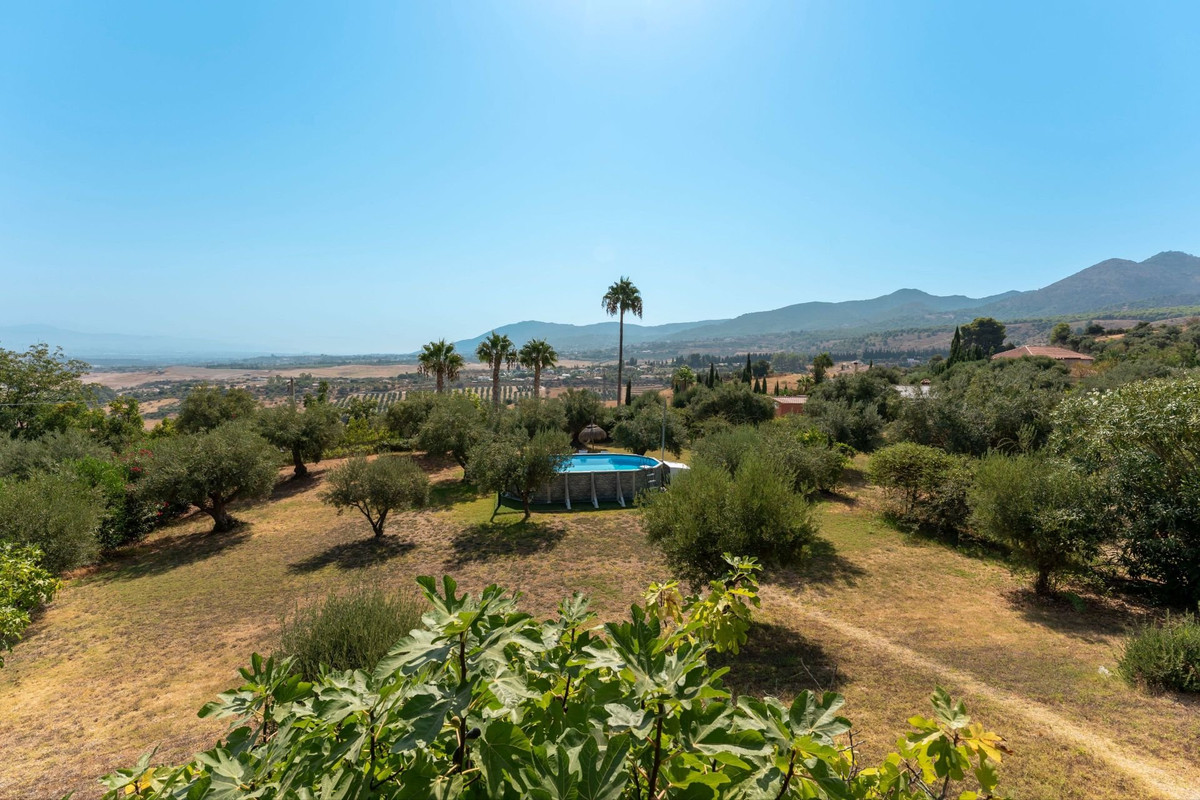 Huis te koop in Alhaurín de la Torre | 4 slaapkamers H5138065