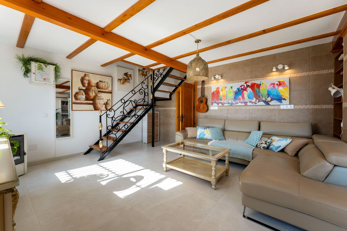 Huis te koop in Alhaurín de la Torre | 4 slaapkamers H5138065