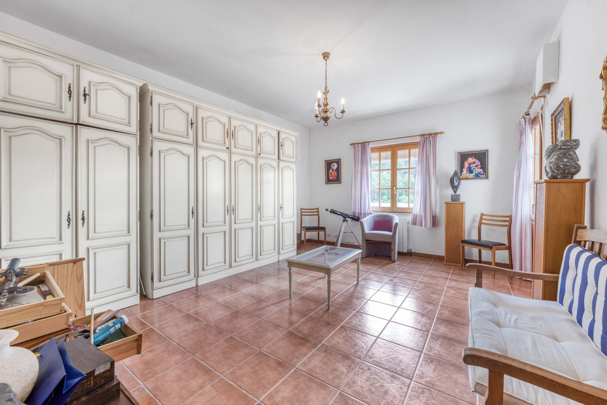 Huis te koop in Alhaurín de la Torre | 8 slaapkamers H5298832