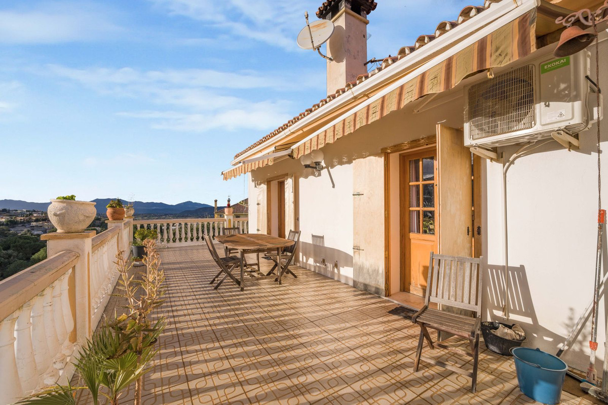 Huis te koop in Alhaurín de la Torre | 8 slaapkamers H5298832