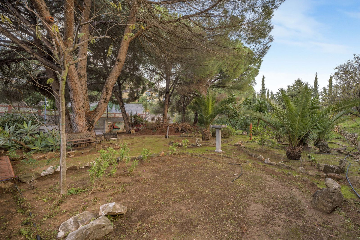 Huis te koop in Alhaurín de la Torre | 8 slaapkamers H5298832