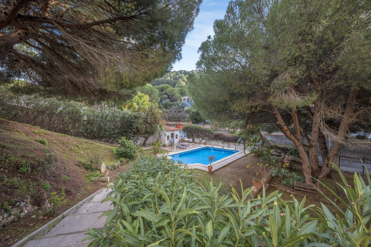 Huis te koop in Alhaurín de la Torre | 8 slaapkamers H5298832