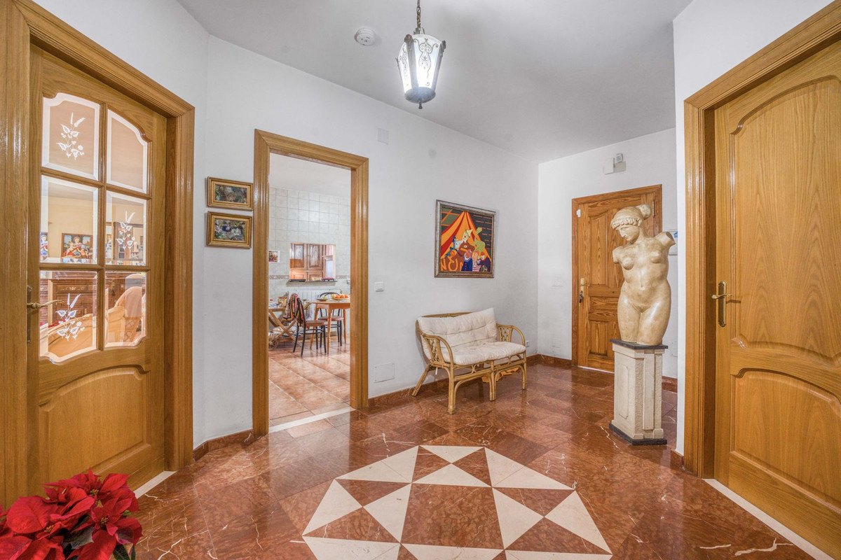 Huis te koop in Alhaurín de la Torre | 8 slaapkamers H5298832