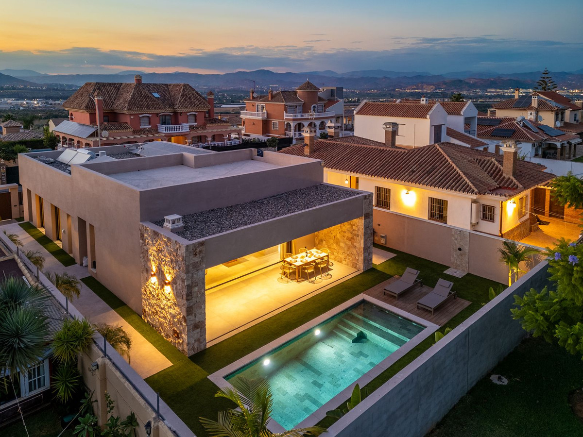 Huis te koop in Alhaurín de la Torre | 4 slaapkamers H5306677