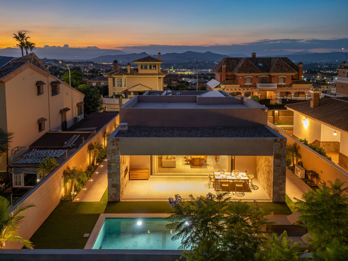 Huis te koop in Alhaurín de la Torre | 4 slaapkamers H5306677