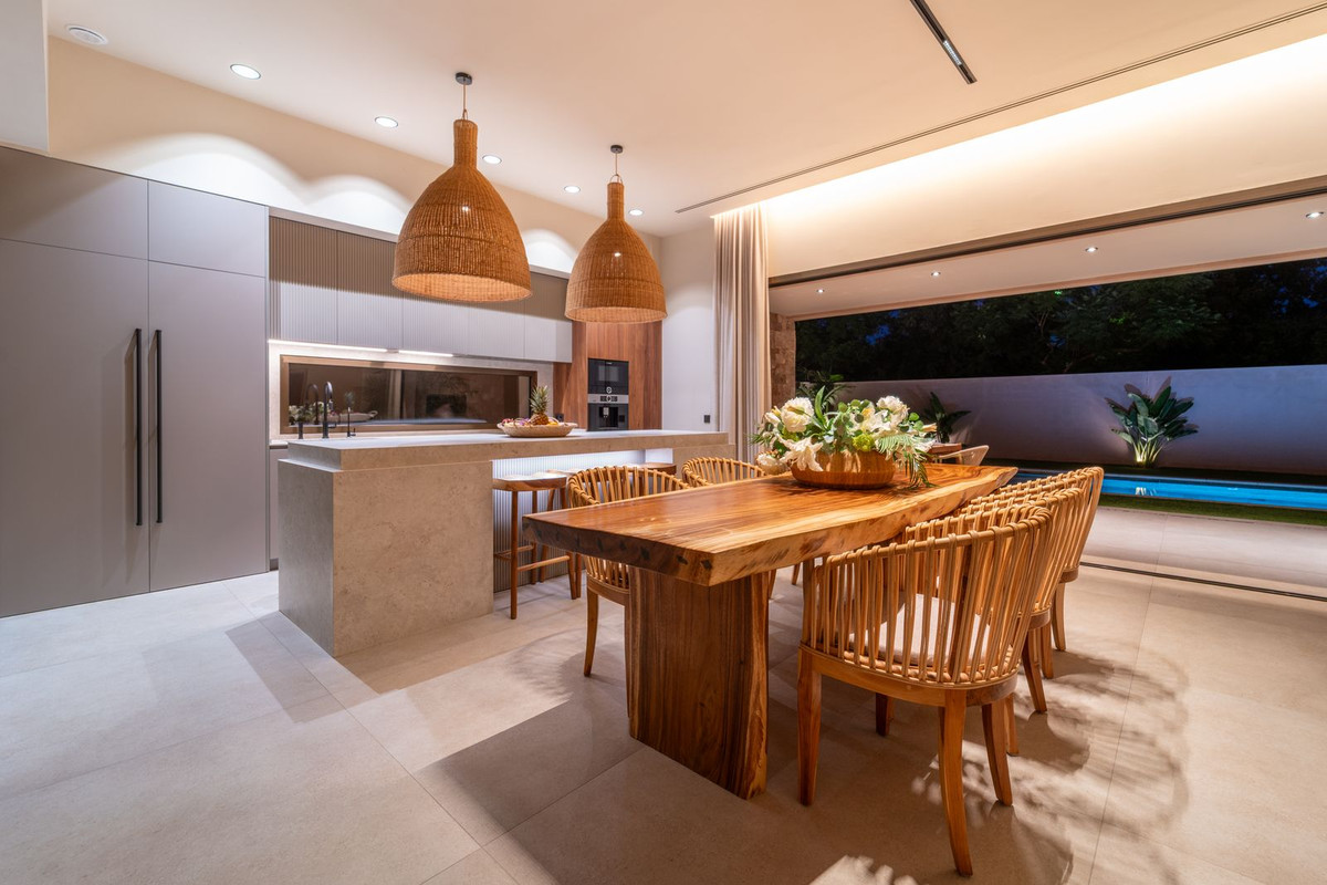 Huis te koop in Alhaurín de la Torre | 4 slaapkamers H5306677