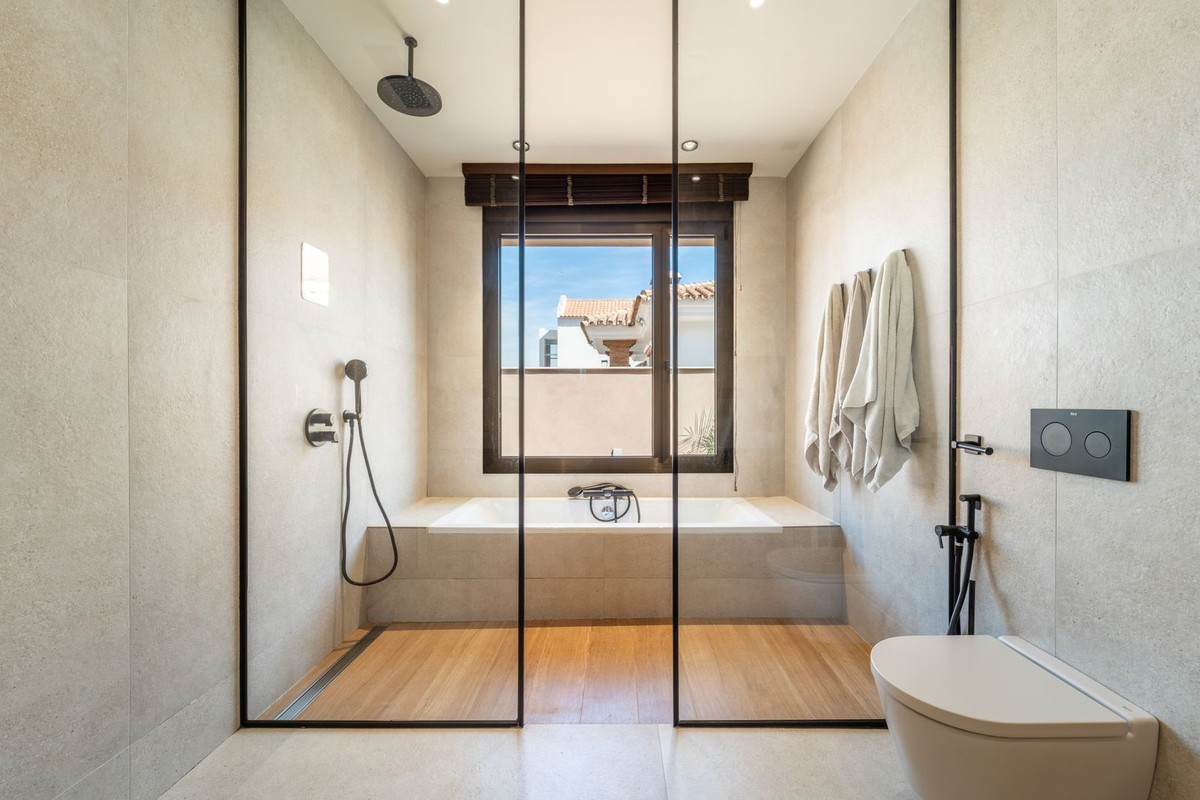 Huis te koop in Alhaurín de la Torre | 4 slaapkamers H5306677