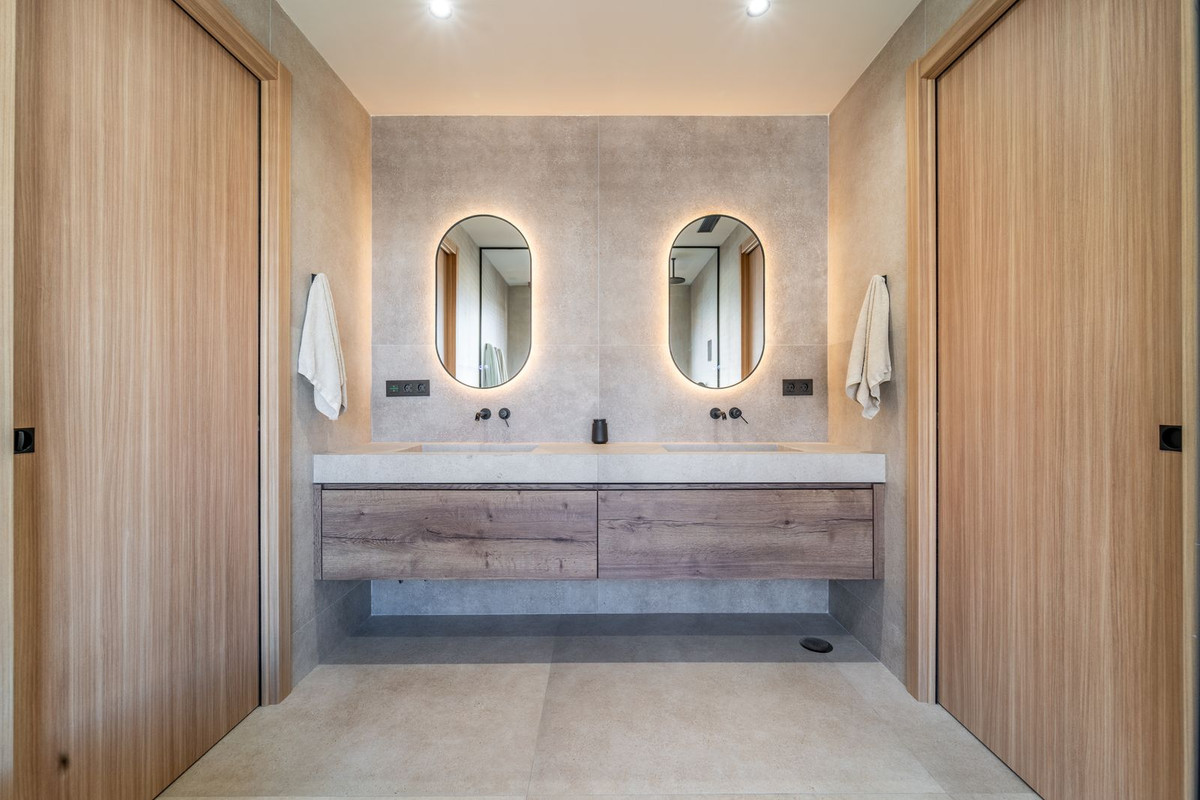 Huis te koop in Alhaurín de la Torre | 4 slaapkamers H5306677