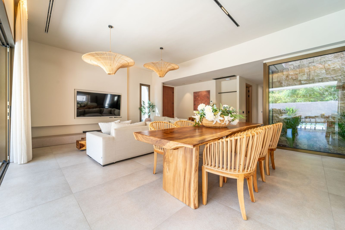 Huis te koop in Alhaurín de la Torre | 4 slaapkamers H5306677