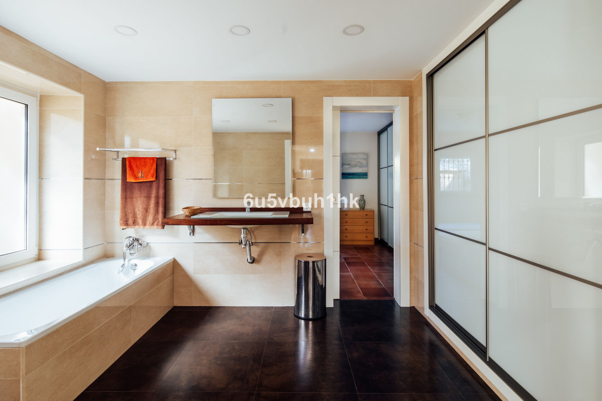 Huis te koop in Alhaurín de la Torre | 5 slaapkamers H5310550