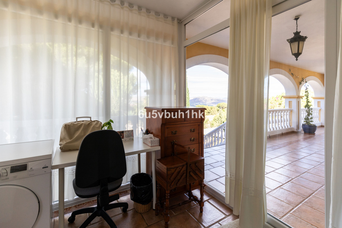 Huis te koop in Alhaurín de la Torre | 5 slaapkamers H5310550