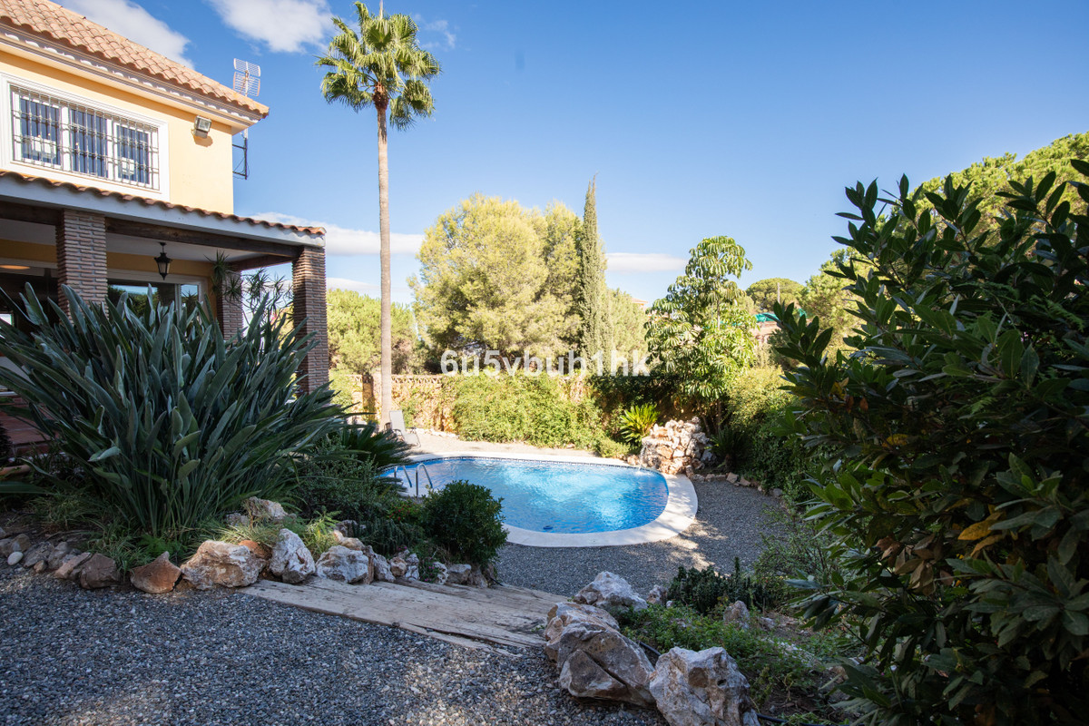 Huis te koop in Alhaurín de la Torre | 5 slaapkamers H5310550