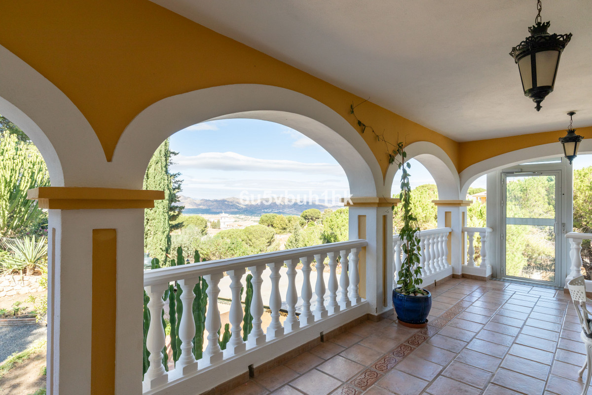 Huis te koop in Alhaurín de la Torre | 5 slaapkamers H5310550