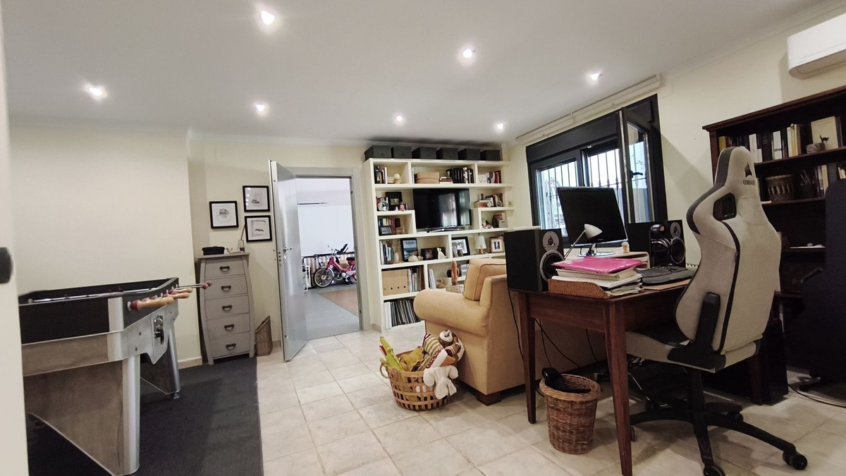 Appartement te koop in Alhaurín de la Torre | 4 slaapkamers H5450464
