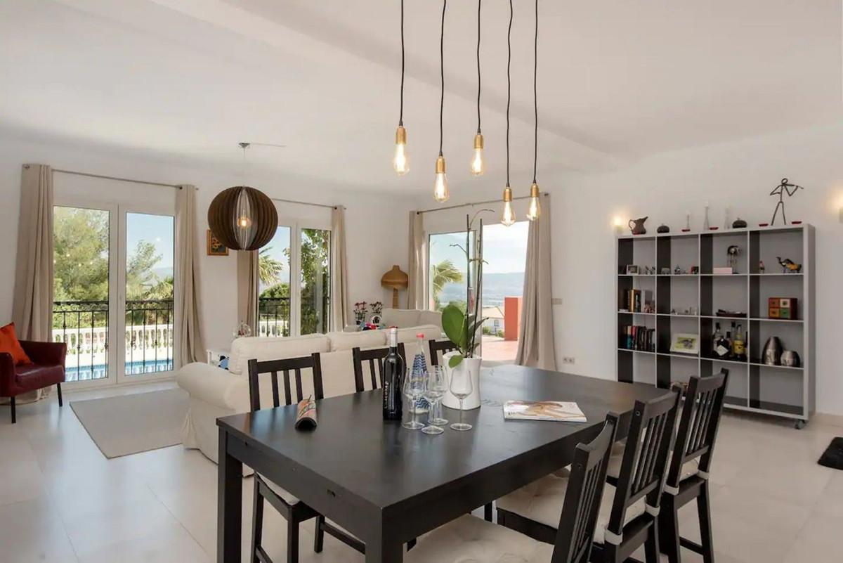 Property main view 33