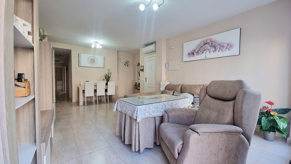 Tussenverdieping Appartement in Alhaurín el Grande-2