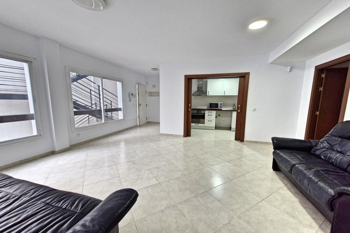 Tussenverdieping Appartement in Alhaurín el Grande-3