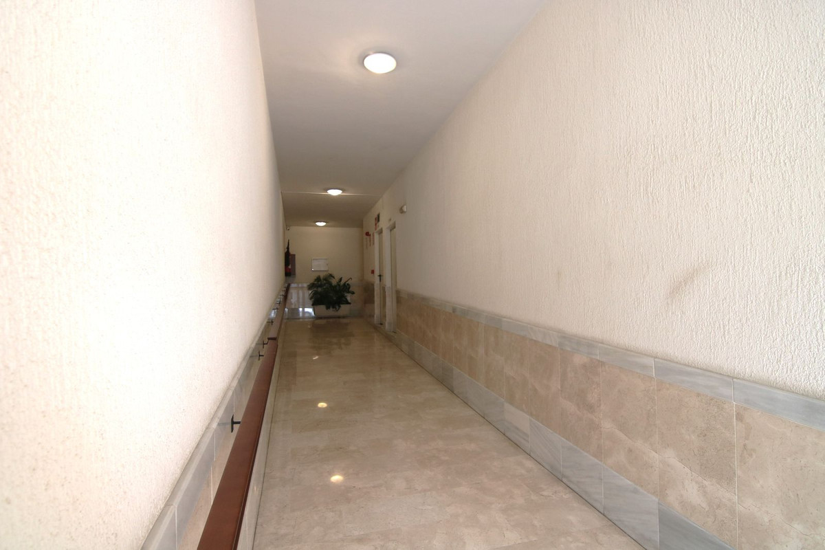 Tussenverdieping Appartement in Alhaurín el Grande-19