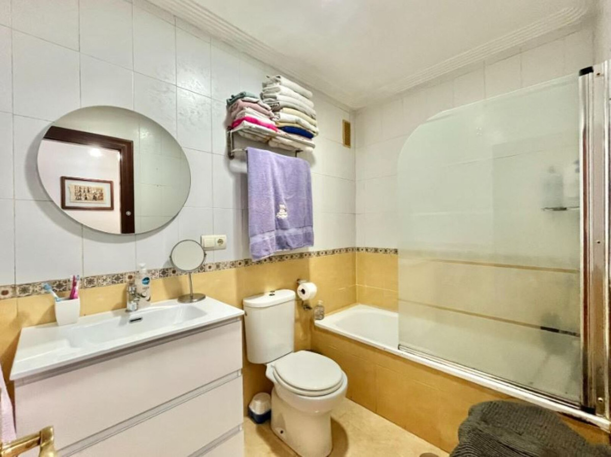 Apartment for sale in Alhaurín el Grande | 3 bedrooms H5110834