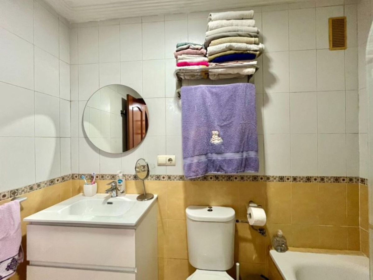 Apartment for sale in Alhaurín el Grande | 3 bedrooms H5110834