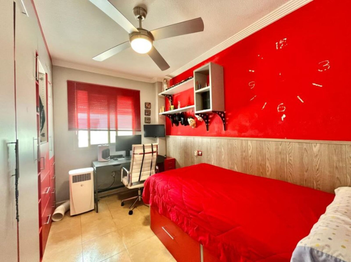 Apartment for sale in Alhaurín el Grande | 3 bedrooms H5110834