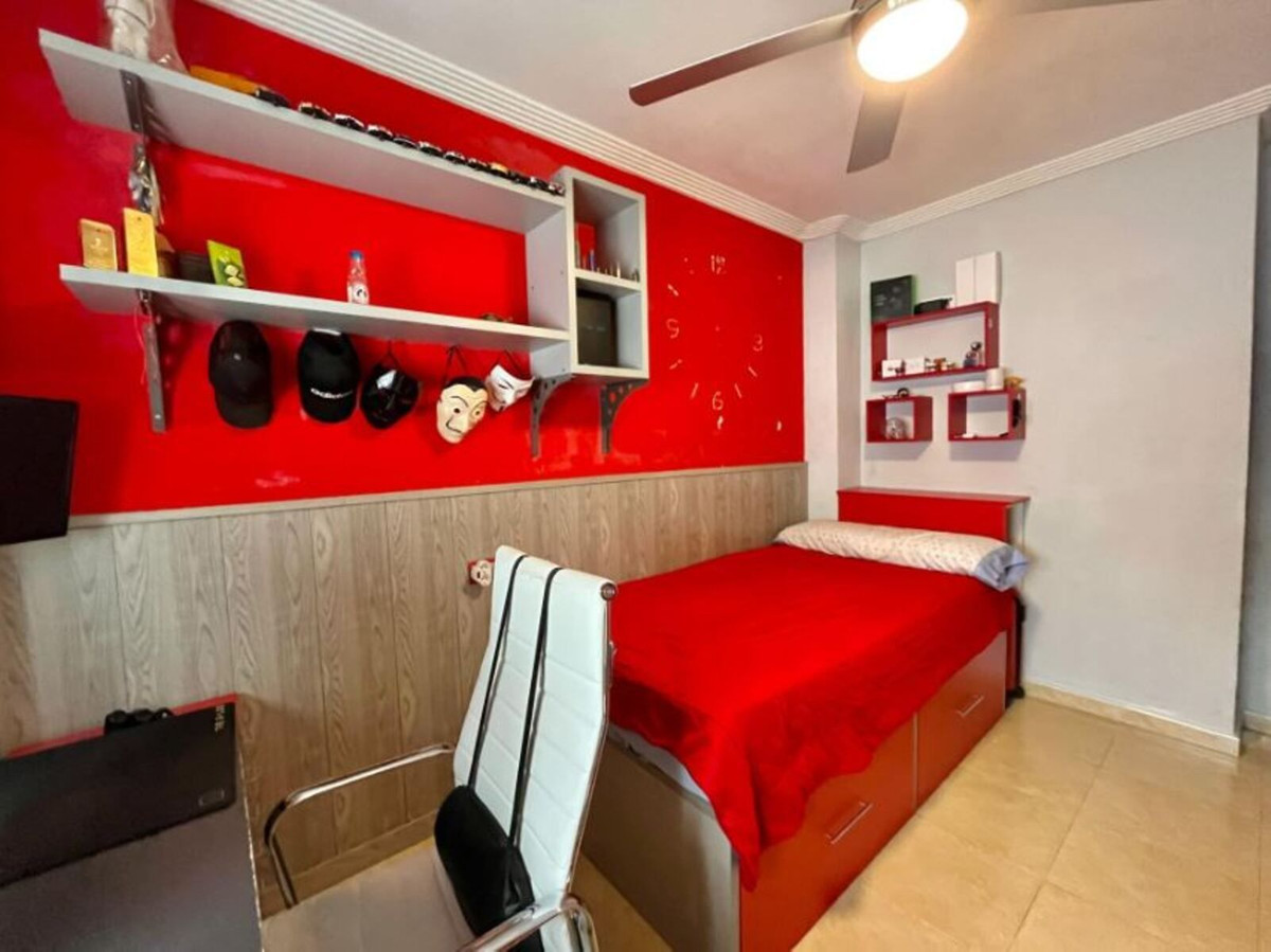 Apartment for sale in Alhaurín el Grande | 3 bedrooms H5110834