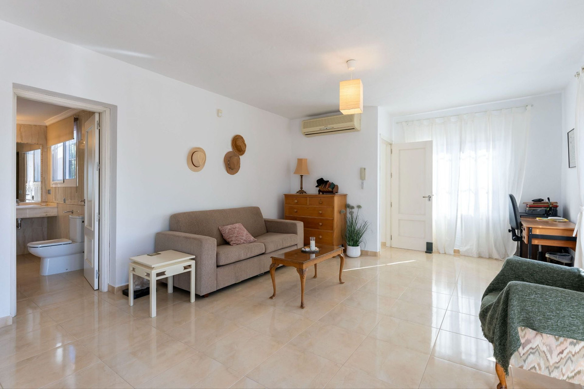 Property main view 36