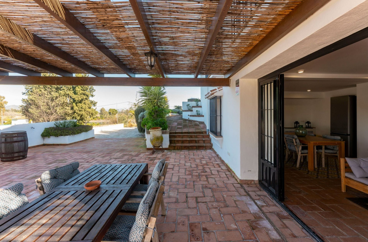 Property main view 44