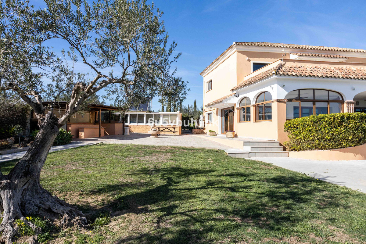 Huis te koop in Alhaurín el Grande | 4 slaapkamers H5306599