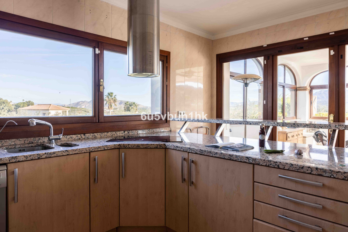 Huis te koop in Alhaurín el Grande | 4 slaapkamers H5306599