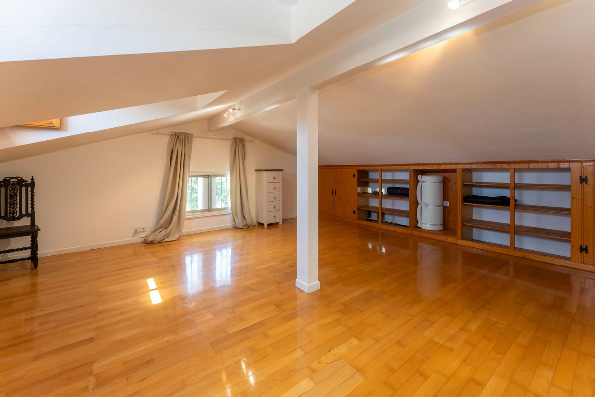 Property main view 46