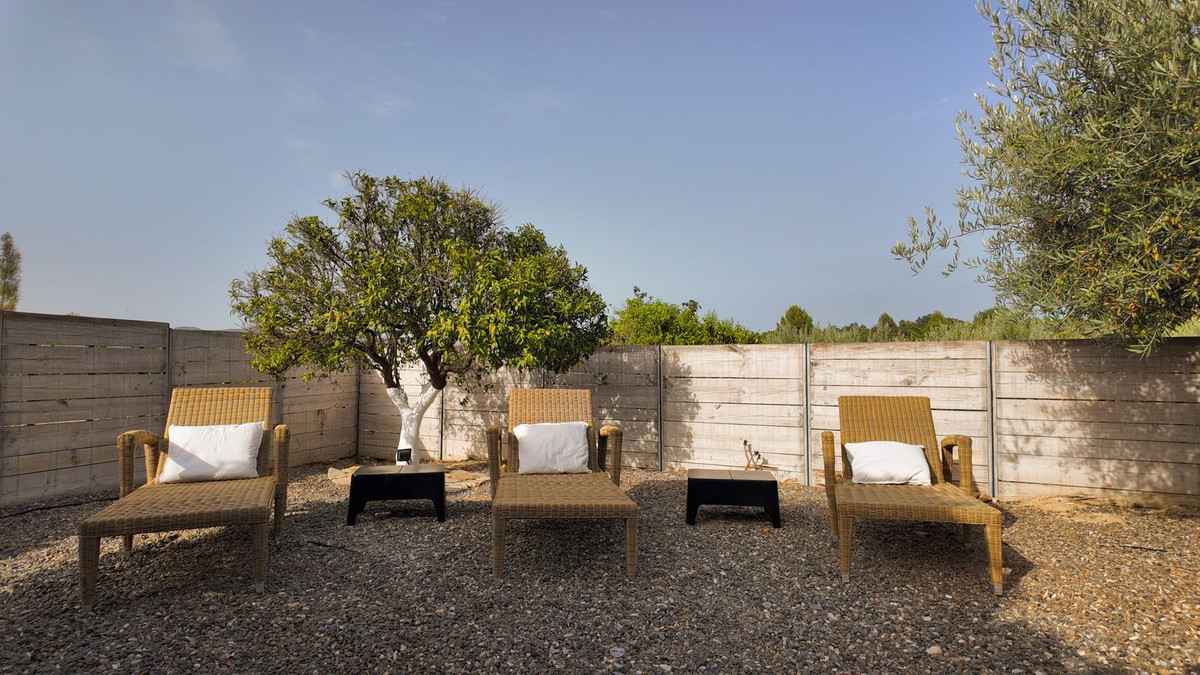 Property main view 64