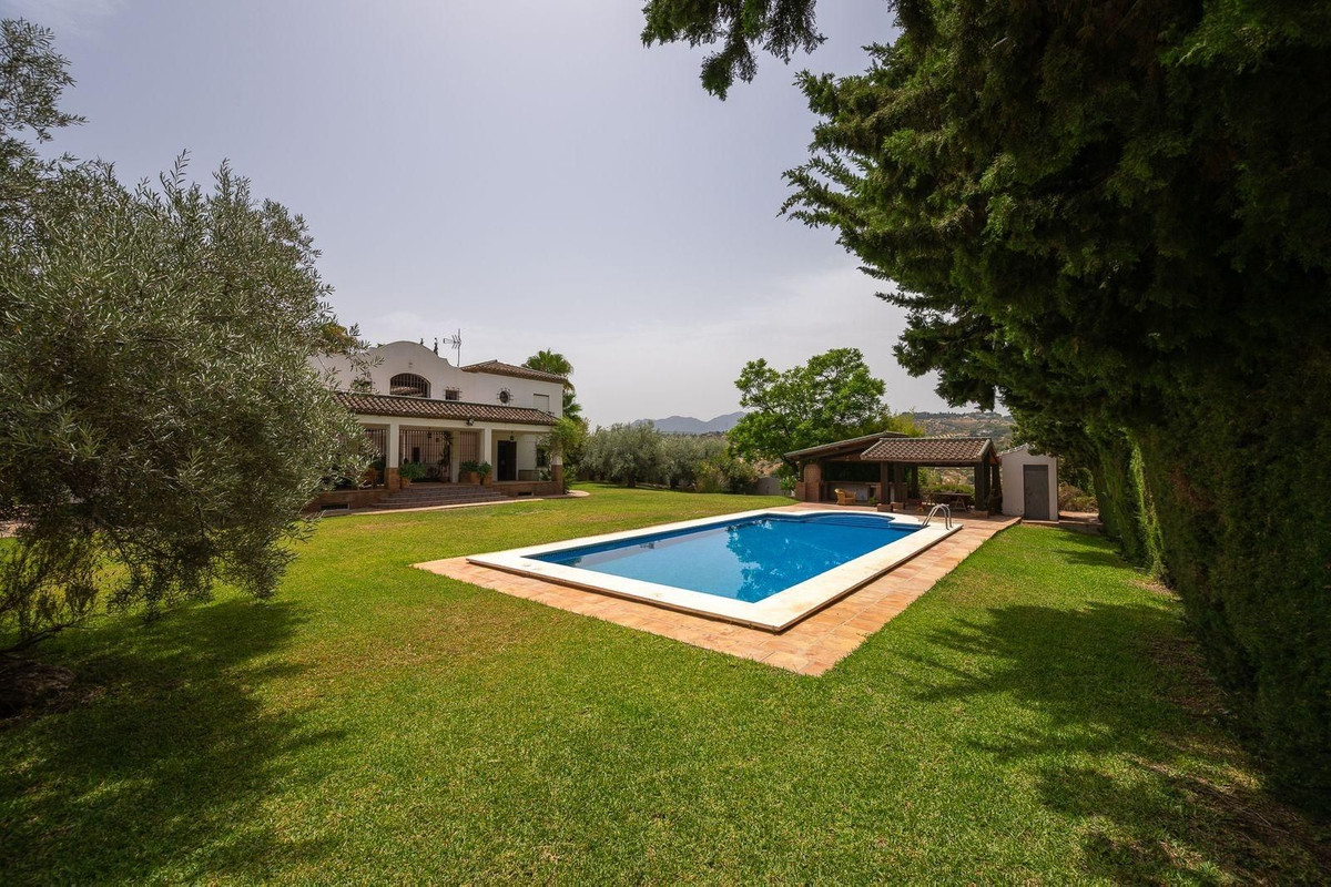 Property main view 50