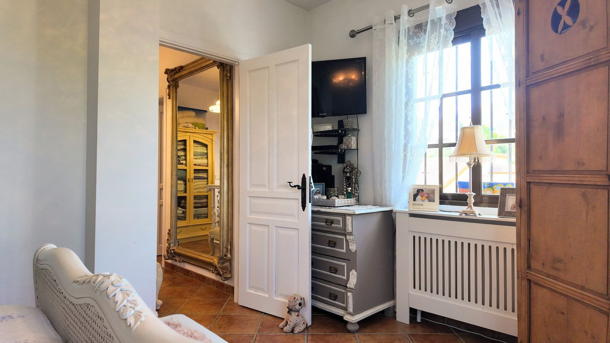 Appartement te koop in Alhaurín el Grande | 6 slaapkamers H5463172