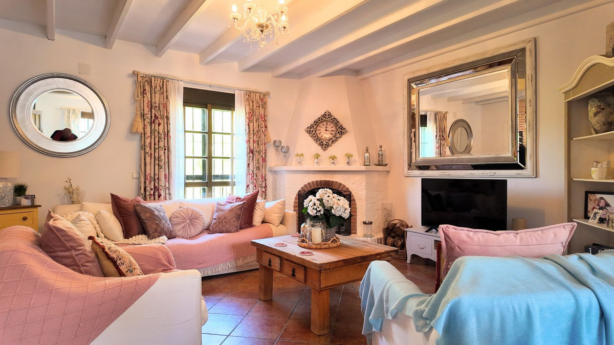 Appartement te koop in Alhaurín el Grande | 6 slaapkamers H5463172