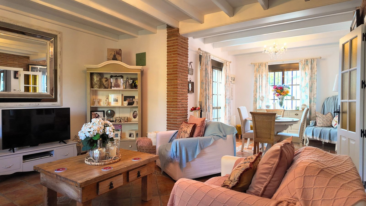 Appartement te koop in Alhaurín el Grande | 6 slaapkamers H5463172