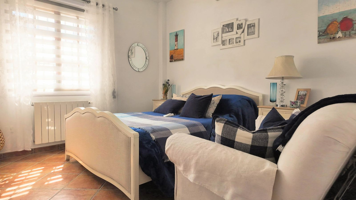 Appartement te koop in Alhaurín el Grande | 6 slaapkamers H5463172