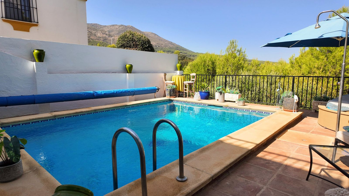 Appartement te koop in Alhaurín el Grande | 6 slaapkamers H5463172