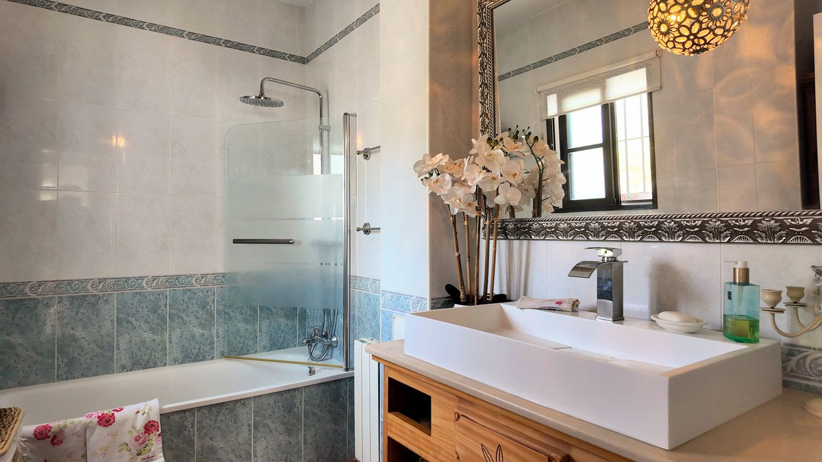 Appartement te koop in Alhaurín el Grande | 6 slaapkamers H5463172