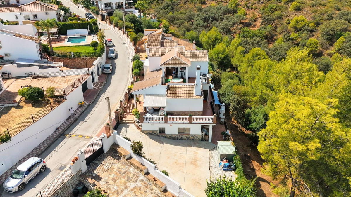 Appartement te koop in Alhaurín el Grande | 6 slaapkamers H5463172