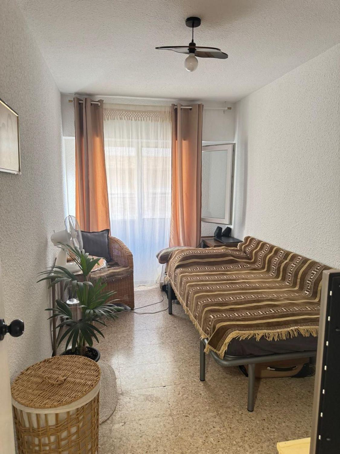 Appartement te koop in Alicante | 3 slaapkamers H5289886